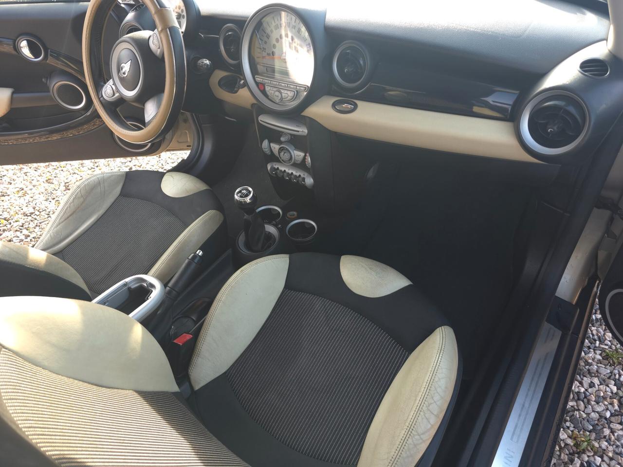 Mini 1.6 16V Cooper D