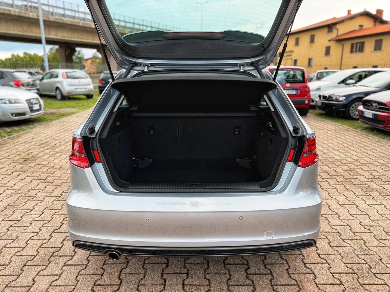 Audi A3 SPB 1.6 TDI clean diesel Ambition