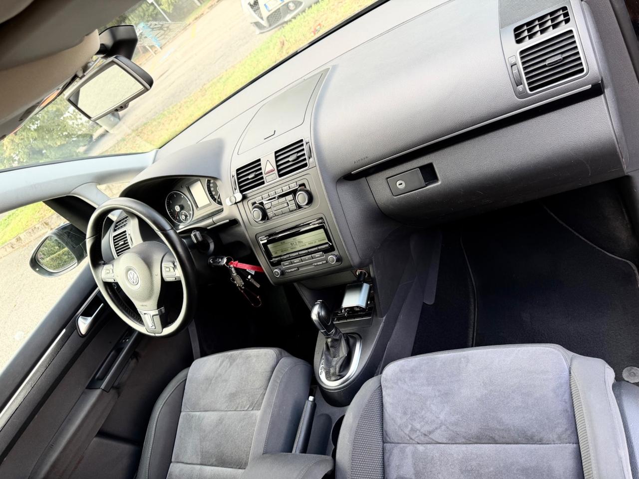 Volkswagen Touran 2.0 TDI 140 CV DSG Highline