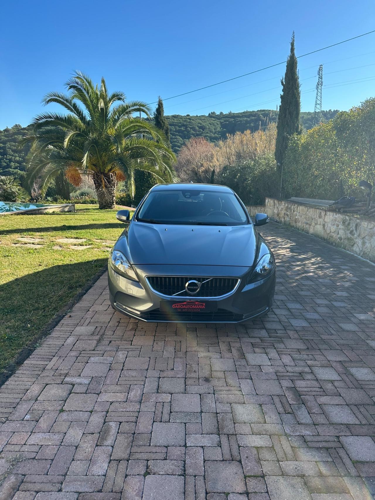 Volvo V40 D2 Business