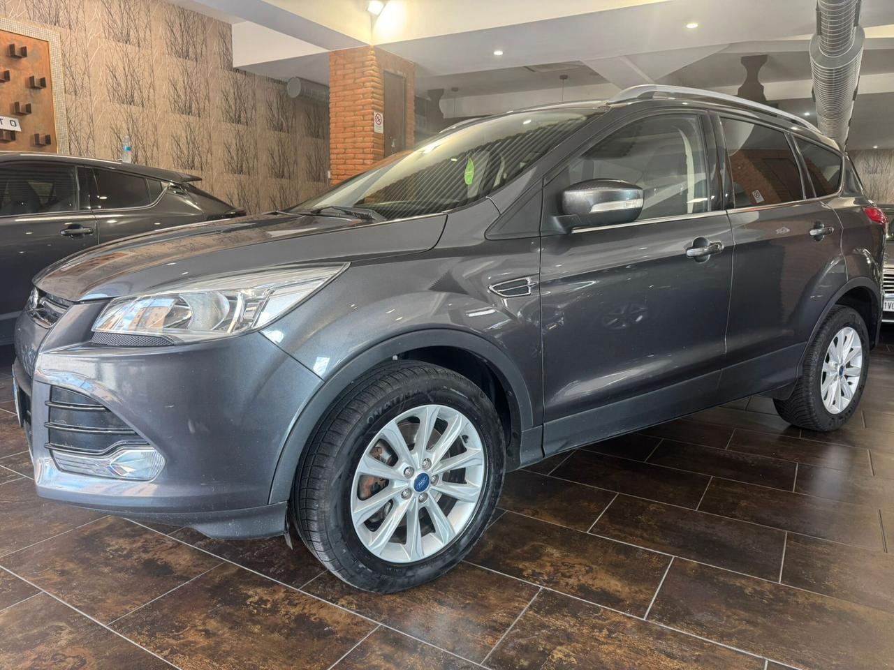 Ford Kuga 2.0 TDCI 150 CV S&S 4WD Powershift Titanium