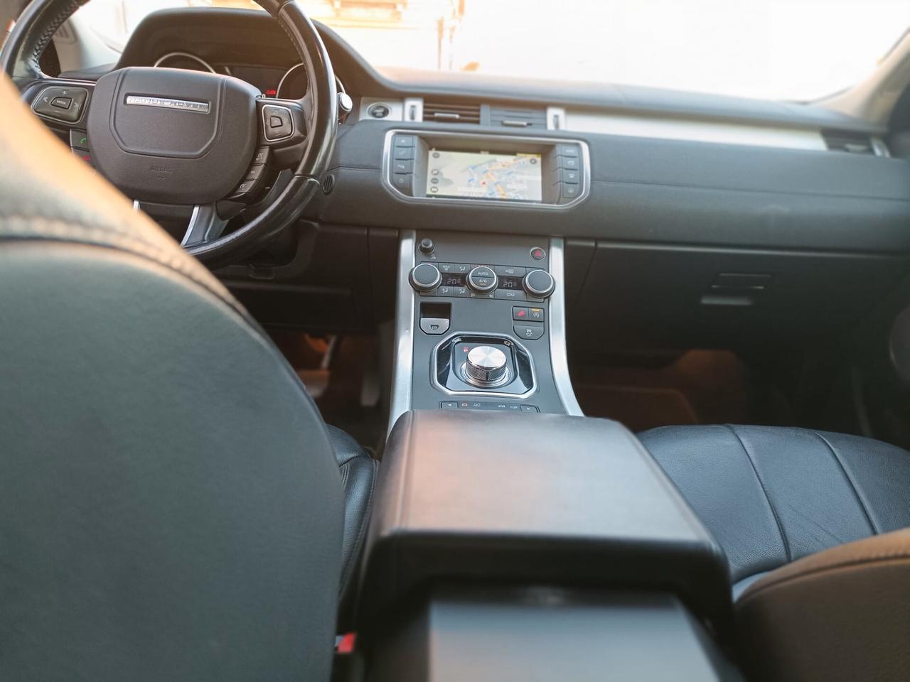 Land Rover Range Evoque 2.0 TD4 150 CV 5p. SE Dynamic