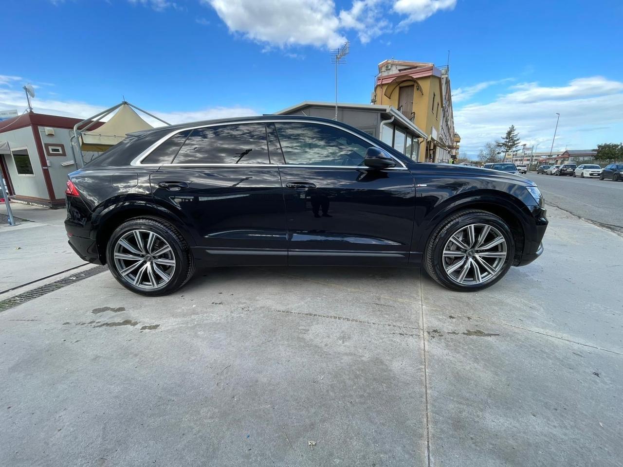 Audi Q8 50 TDI 286 CV quattro tiptronic Sport