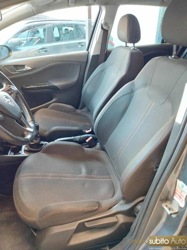OPEL Corsa 1.4 90CV GPL Tech 5 porte Black Edition