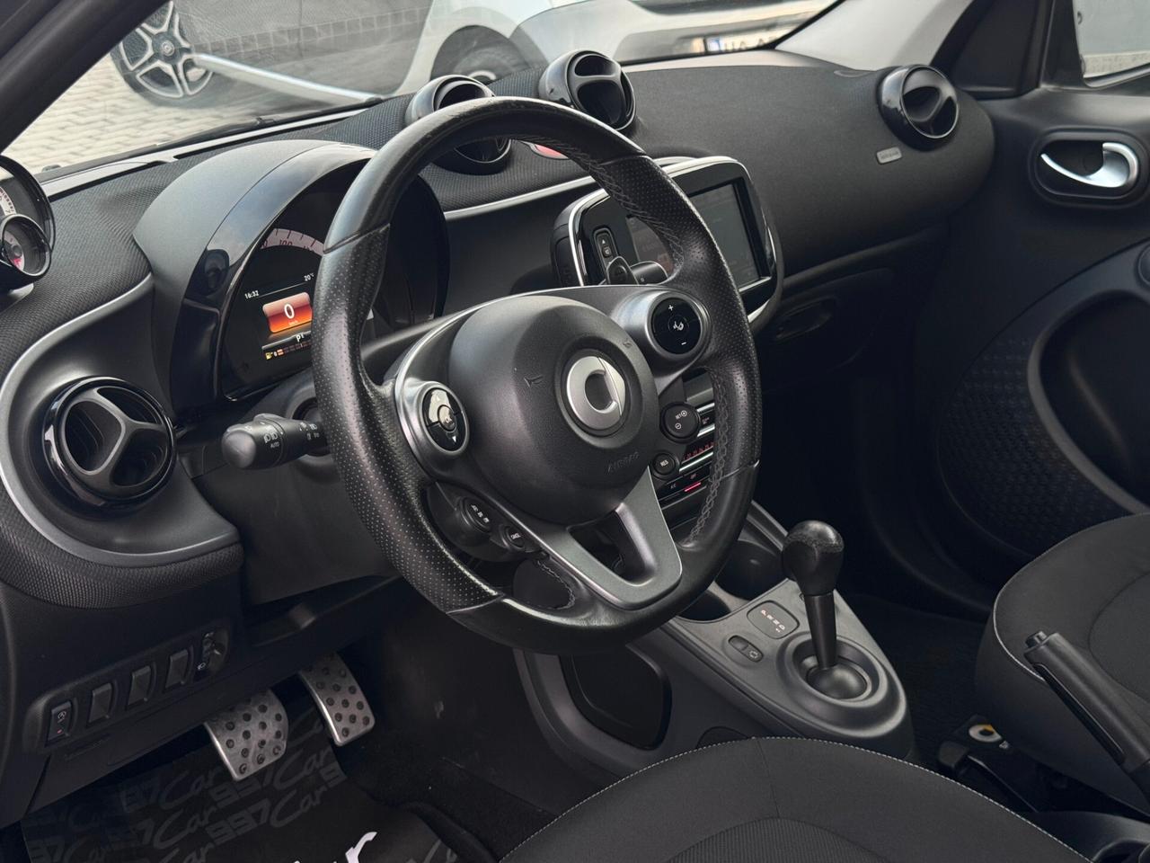 Smart ForFour 90 0.9 Turbo twinamic 20th anniversary NAVI FENDIN TETTO