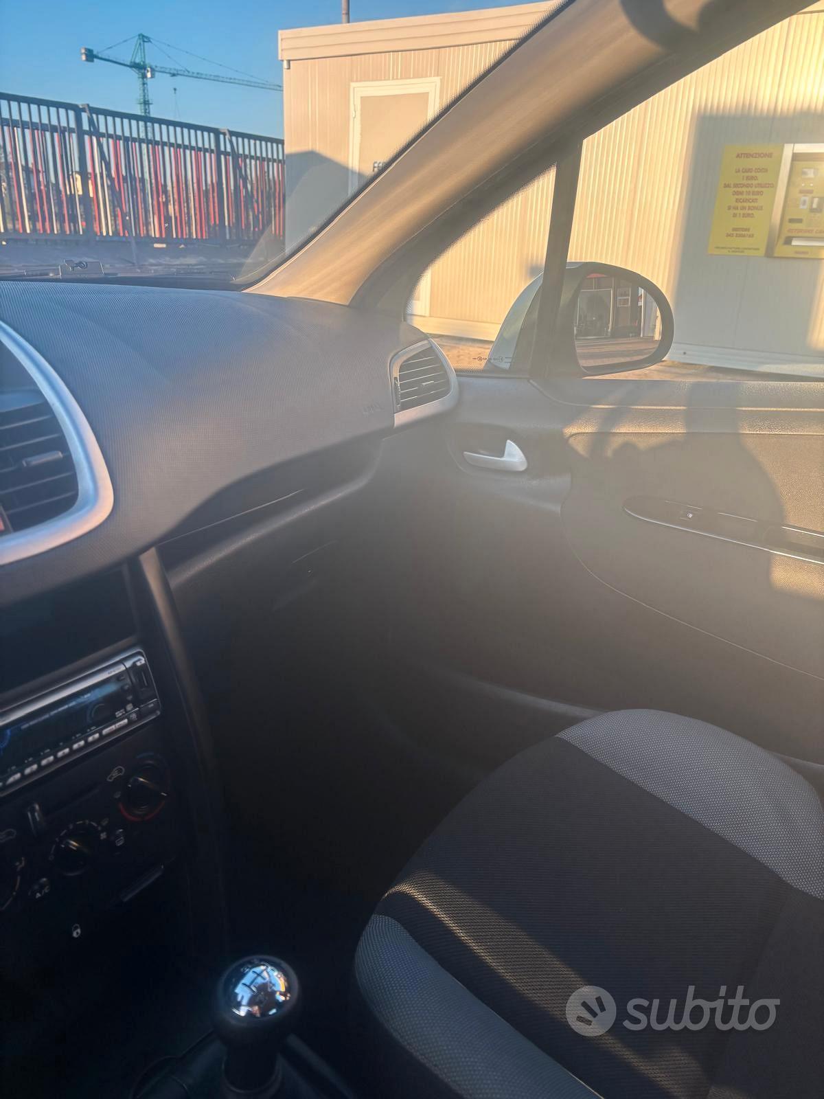 Peugeot 207 1.4 88CV 5p. XS