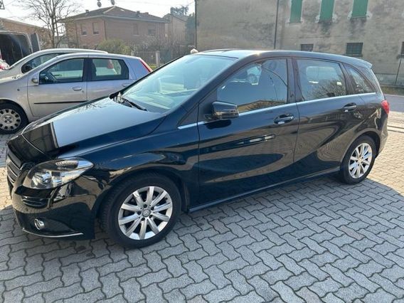 MERCEDES-BENZ B 180 CDI NAVI PDC NAVI