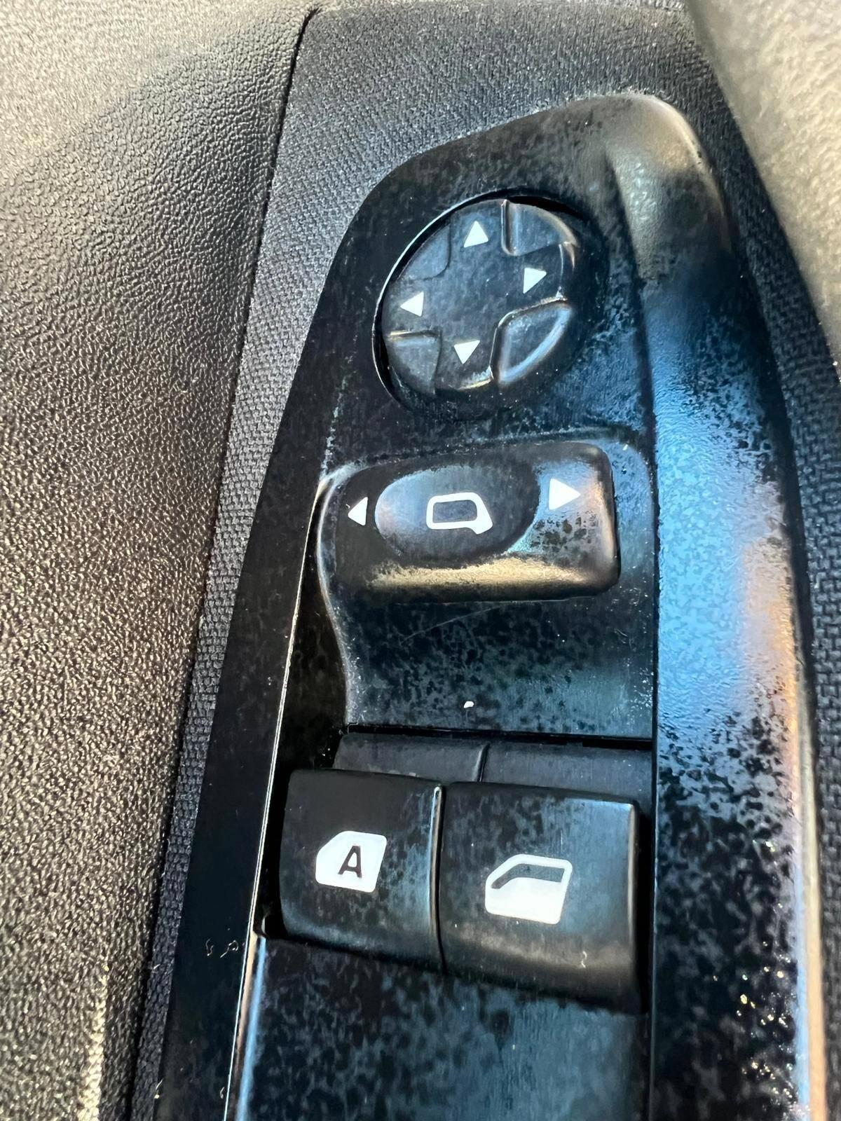 Peugeot 208 BlueHDi 75 5 porte Active