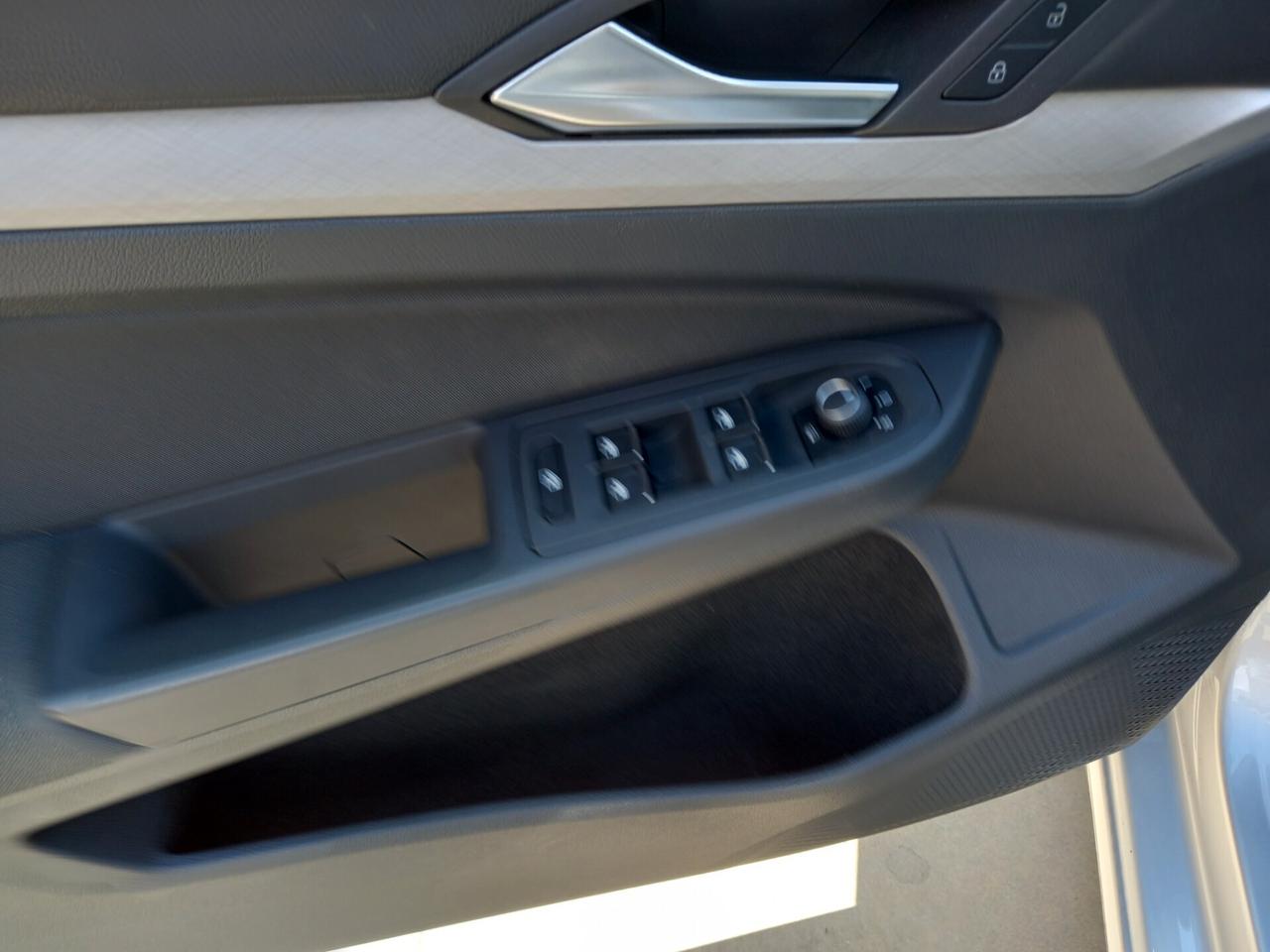 Volkswagen Golf 8 2.0 TDI 2021