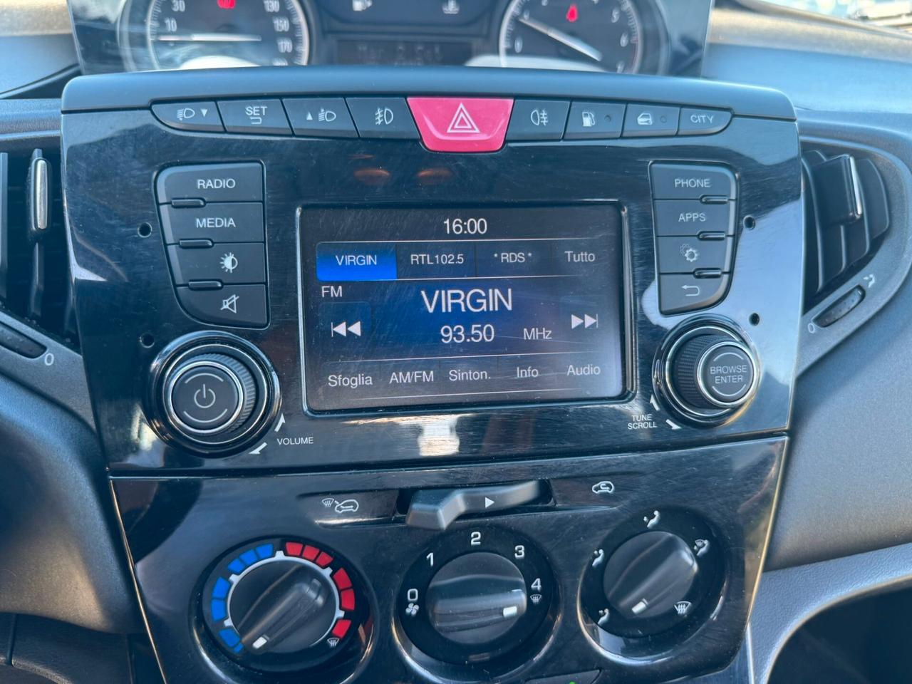 Lancia Ypsilon 1.2 5 porte GPL del 16 SOLO 129.000 KM