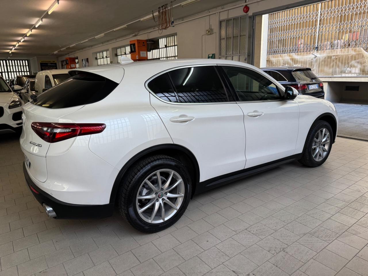 Alfa Romeo Stelvio 2.2 Turbodiesel 210 CV AT8 Q4 Executive