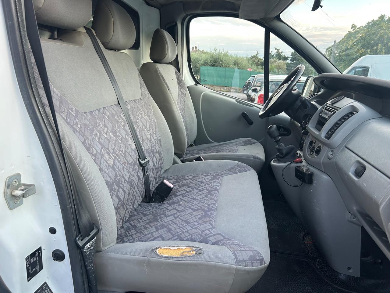 Opel Vivaro 27 1.9 DTI PC-TN Furgone