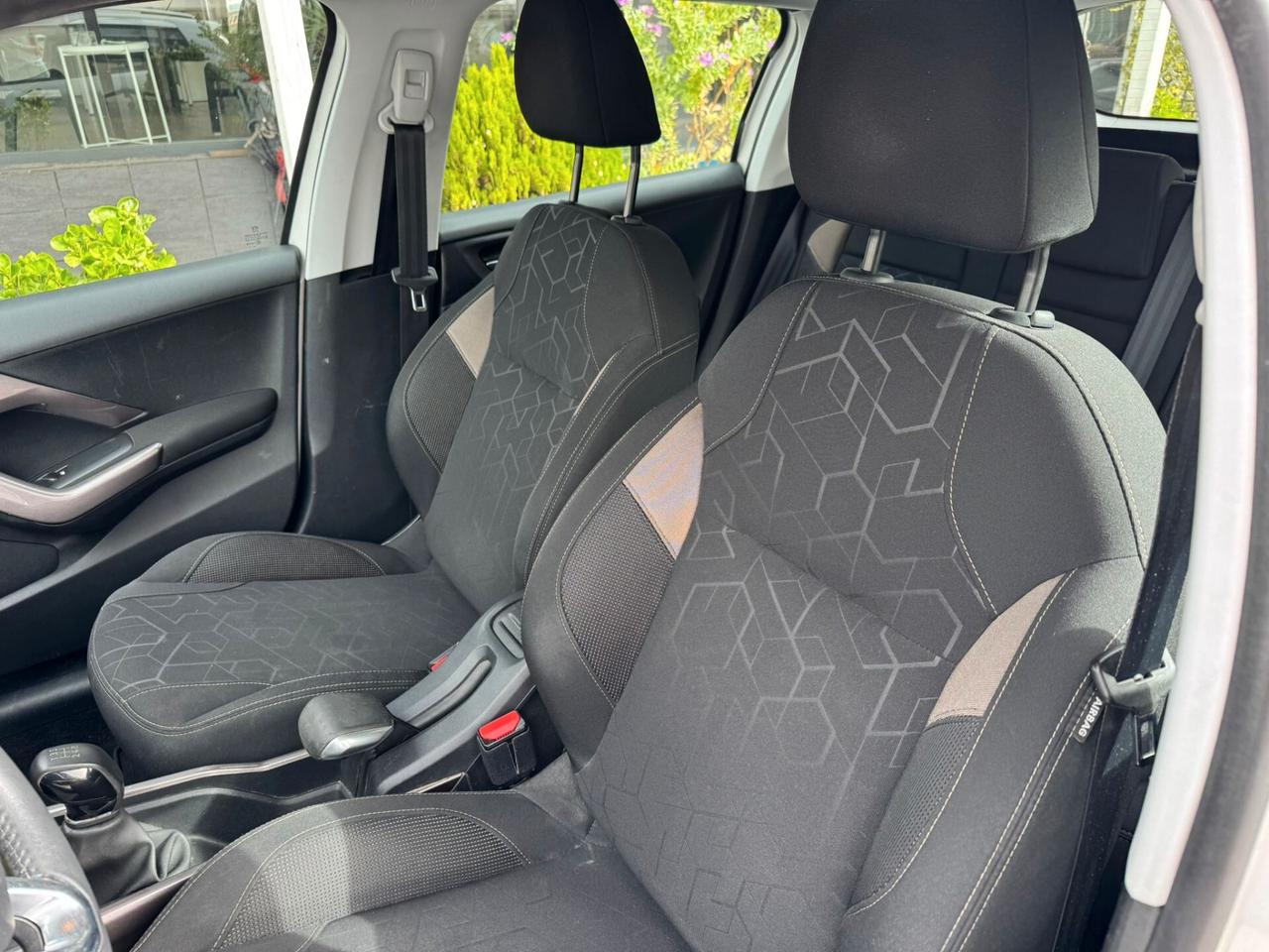 Peugeot 2008 1.2 VTi 82CV Active