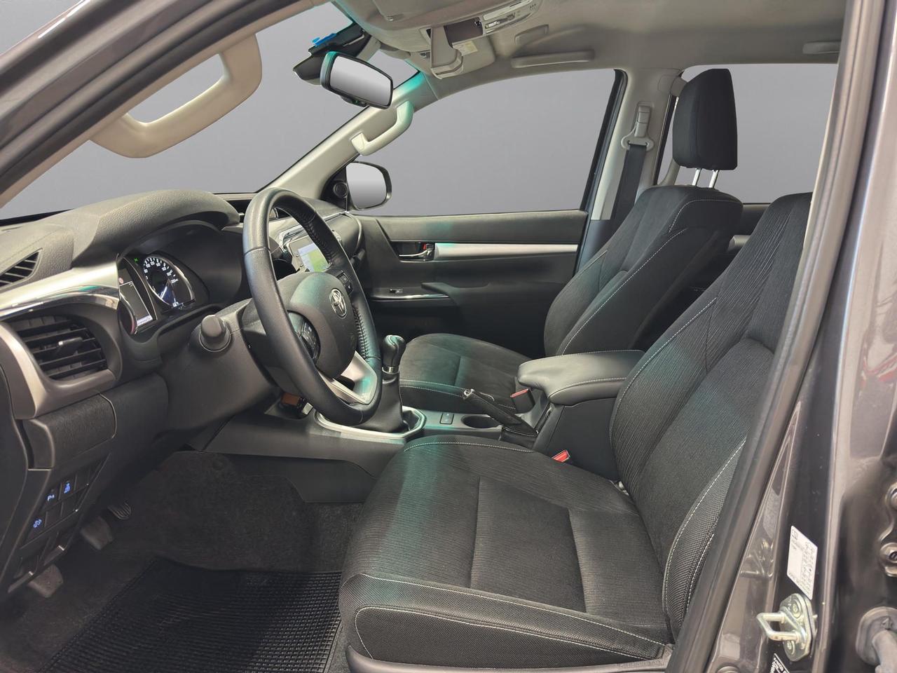 Toyota Hilux 2.4 d-4d M DC 4WD EXECUTIVE