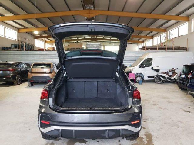 AUDI Q3 35 TDI quattro S tronic S line edition