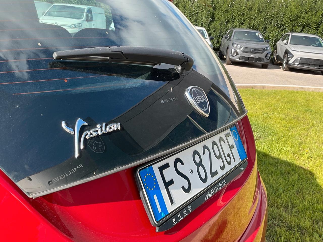 Lancia Ypsilon 1.2 69 CV 5 porte S&S Platinum