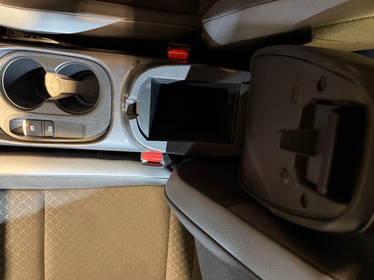 Nissan Juke 1.0 DIG-T 114 CV N-Connecta