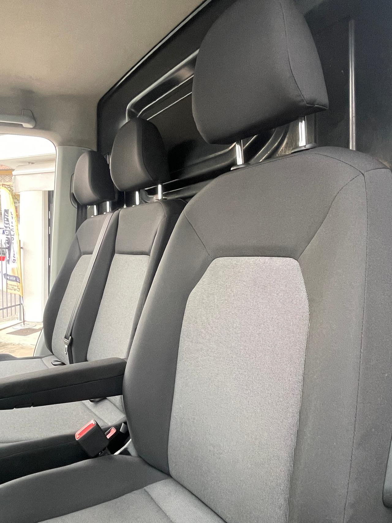 VW Crafter 35 L3H3 2.0 TDI 103kW