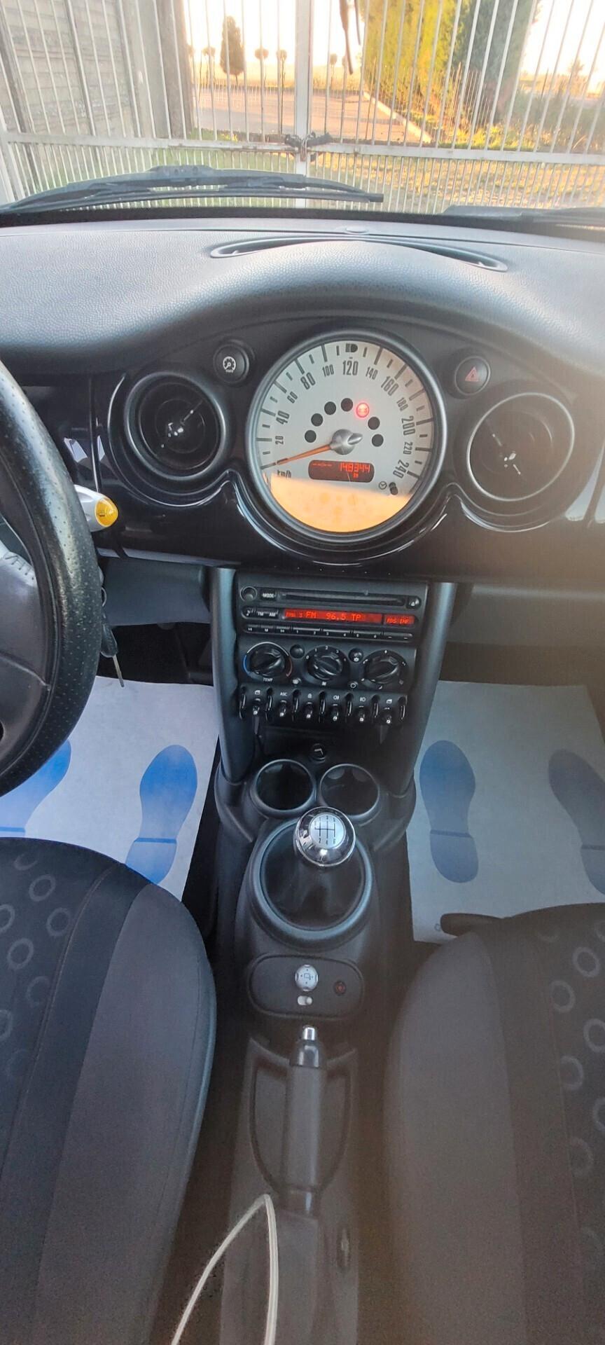 Mini 1.4 tdi One D Seven