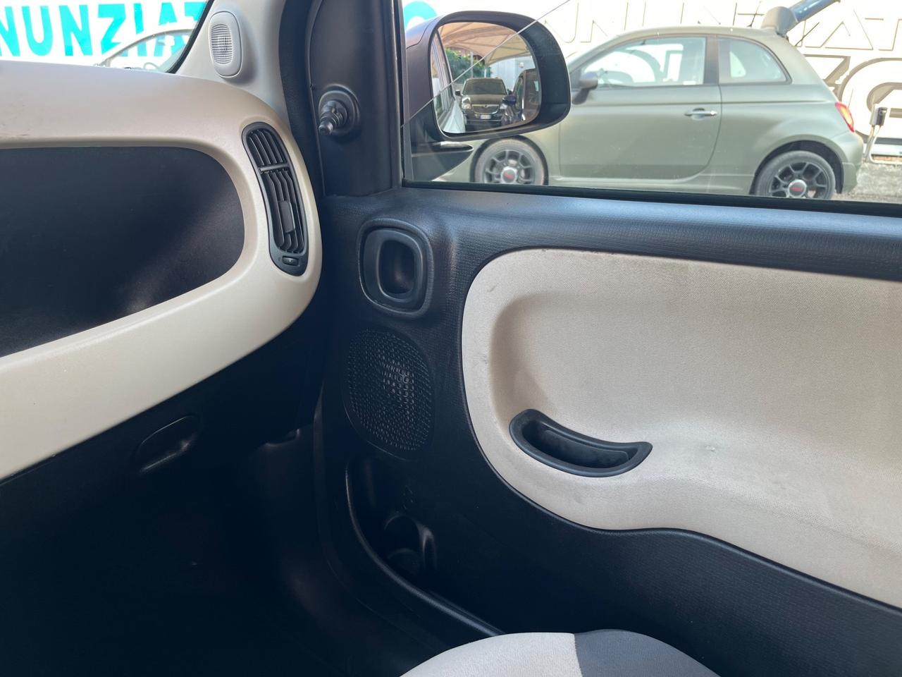 Fiat Panda 0.9 TwinAir Turbo Natural Power Lounge