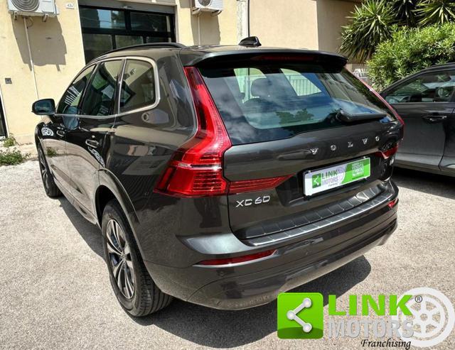 VOLVO XC60 Momentum pro MILD HYBRID B4