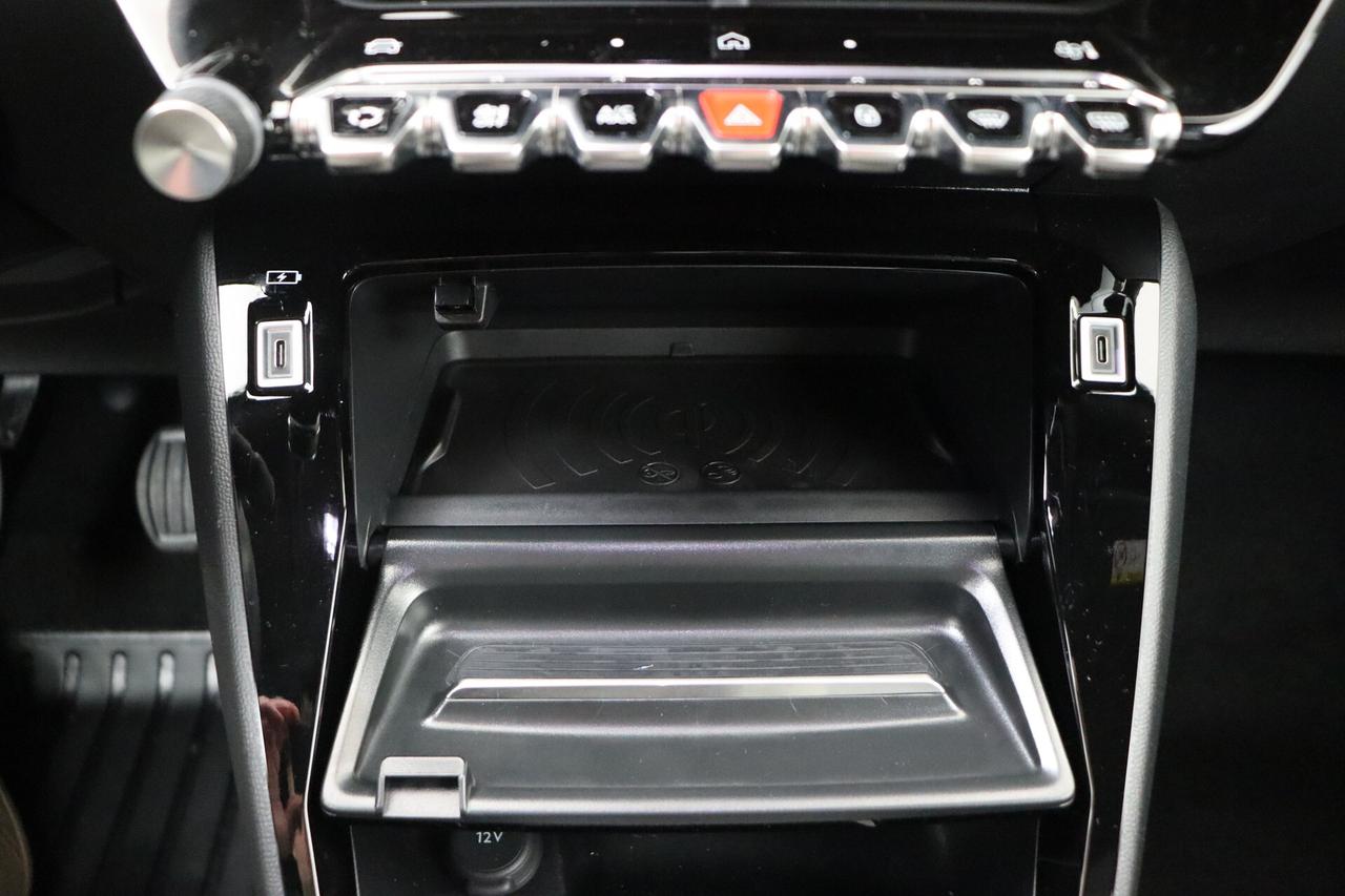 Peugeot 2008 Allure 1.2 Km0 * NAVIGAT. BLUETOOTH *