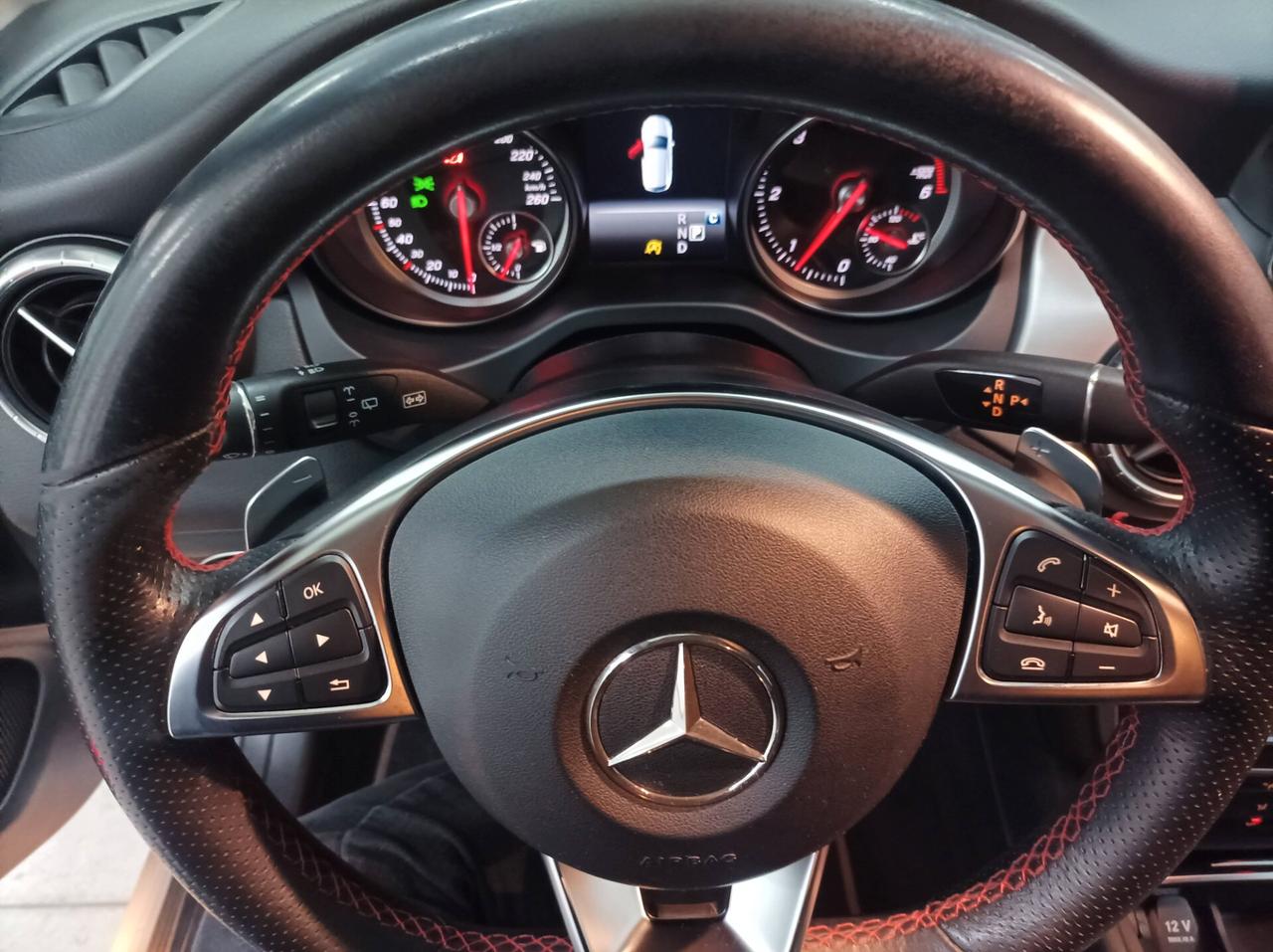 Mercedes-benz CLA 200 d S.W. 4Matic CV 136Automatic Premium 04/2019