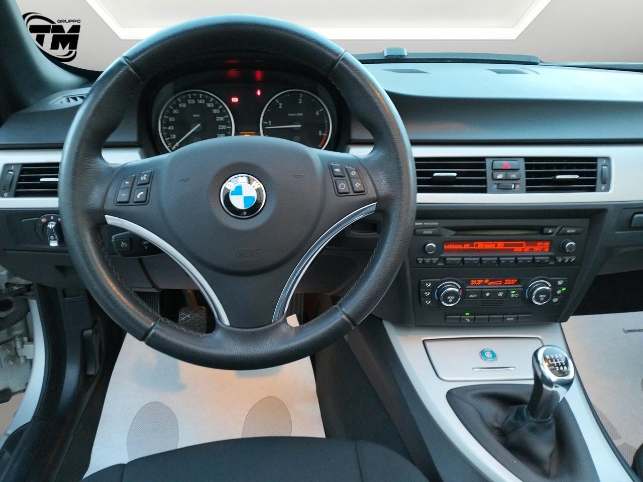 BMW 320 d Serie 3 E93 Cabrio Futura