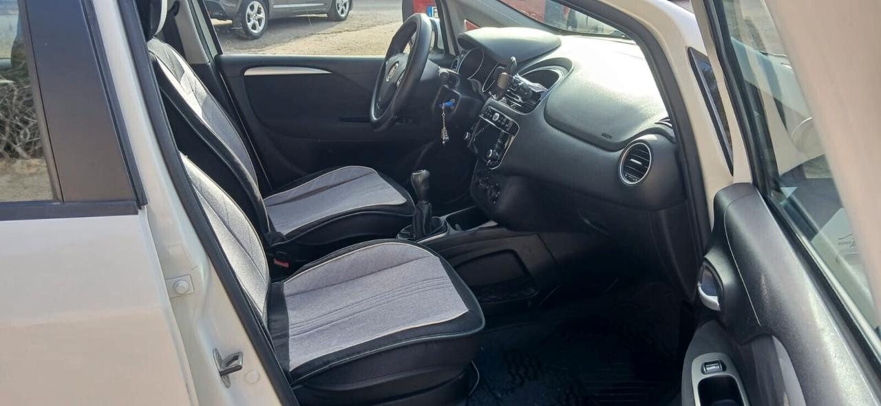 Fiat Punto 1.3 MJT II 75 CV 5P Lounge - 2012