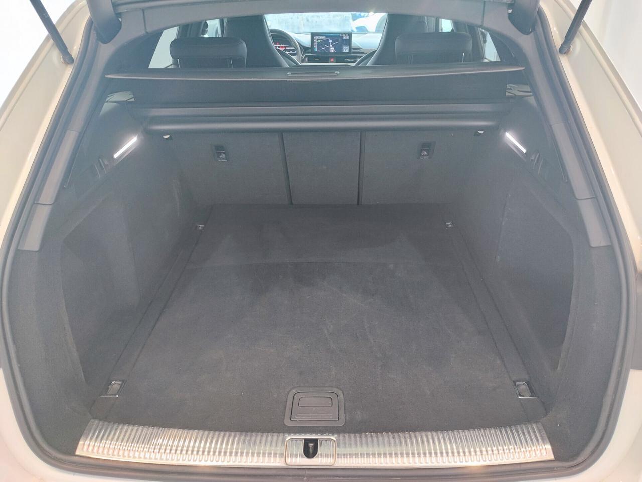 Audi A4 35 TDI S tronic line edition