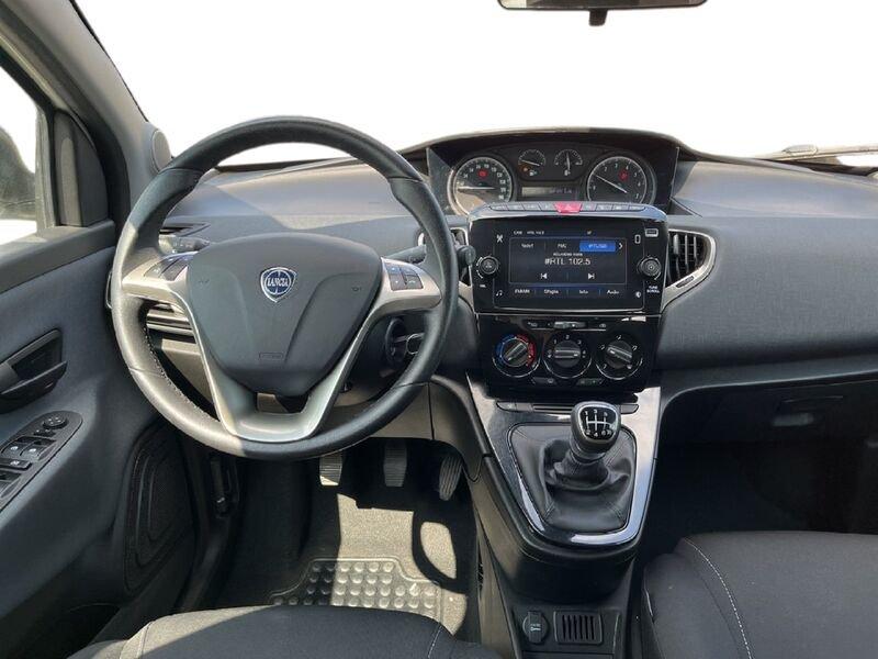 Lancia Ypsilon III 2021 1.0 firefly hybrid Gold s&s 70cv
