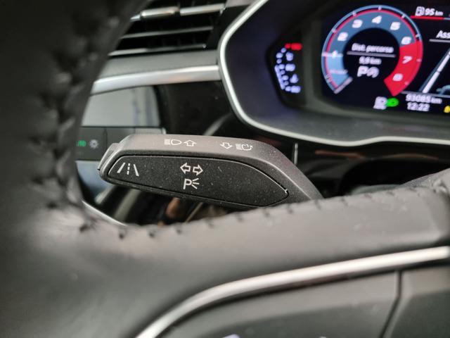 AUDI Q3 35 TFSI S tronic