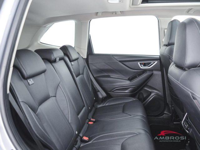 SUBARU Forester 2.0i e-boxer Premium lineartronic