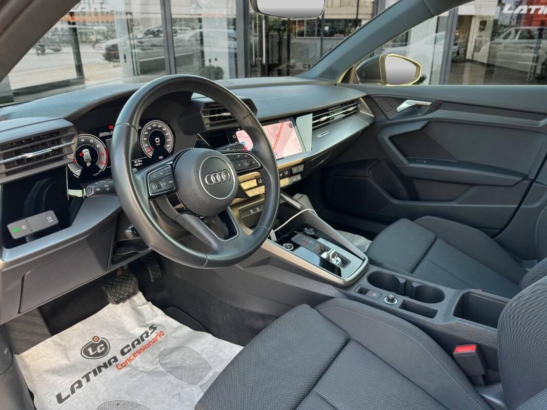 Audi A3 Sportback 30 1.0 tfsi mhev Business AUTOMATICA E CARPLAY