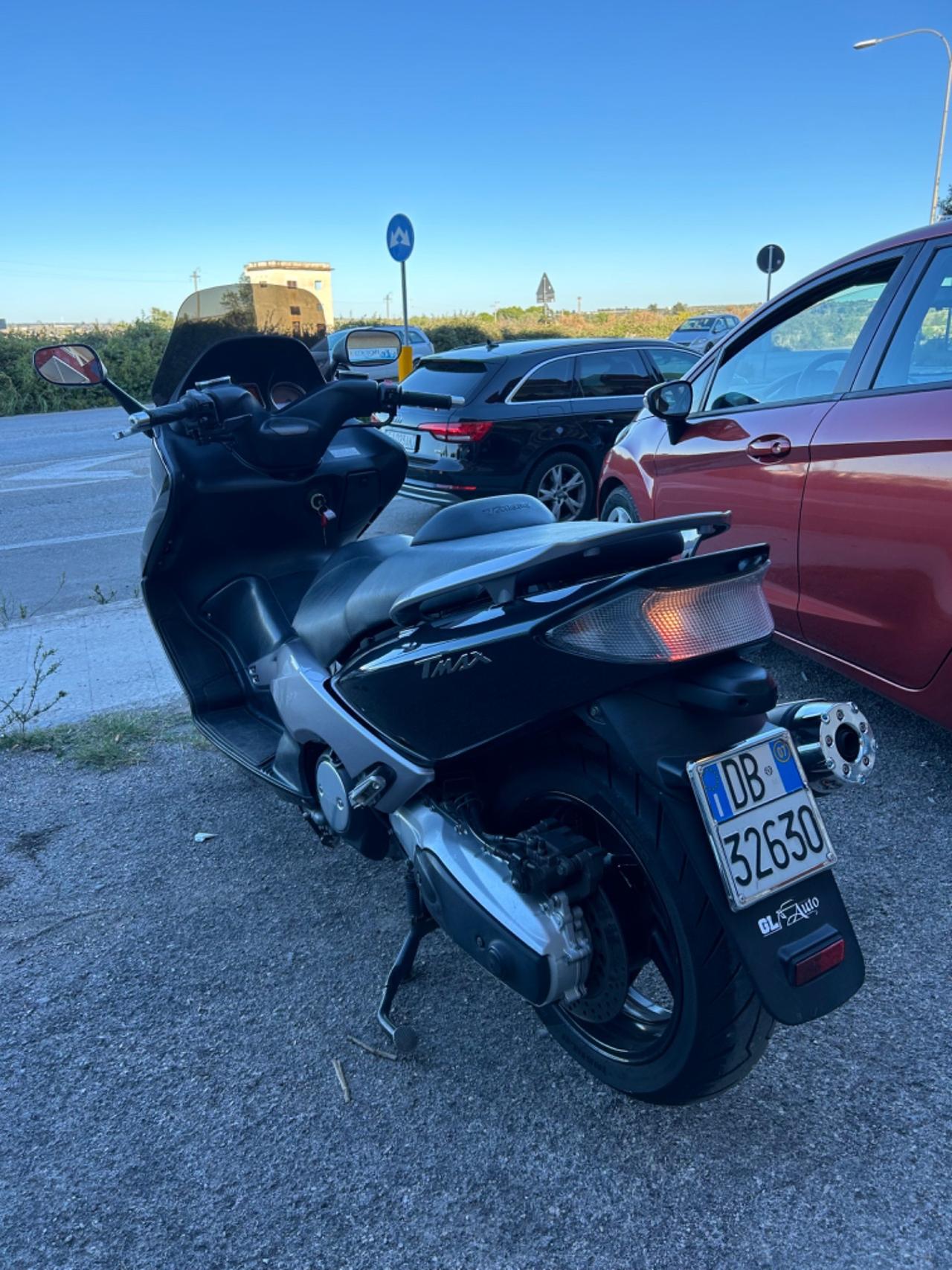 T Max 500 2007