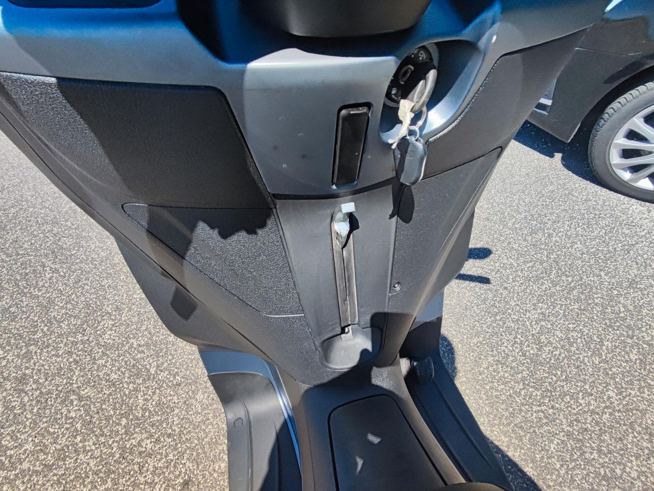 Piaggio MP3 300 MP3 300 IE ABS HPE