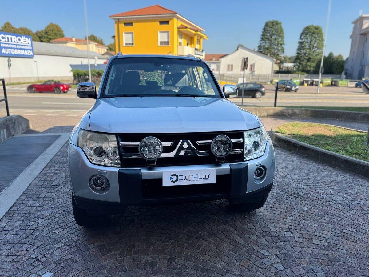 Mitsubishi Pajero 5 Porte Pajero 3.2 CR Invite 5p