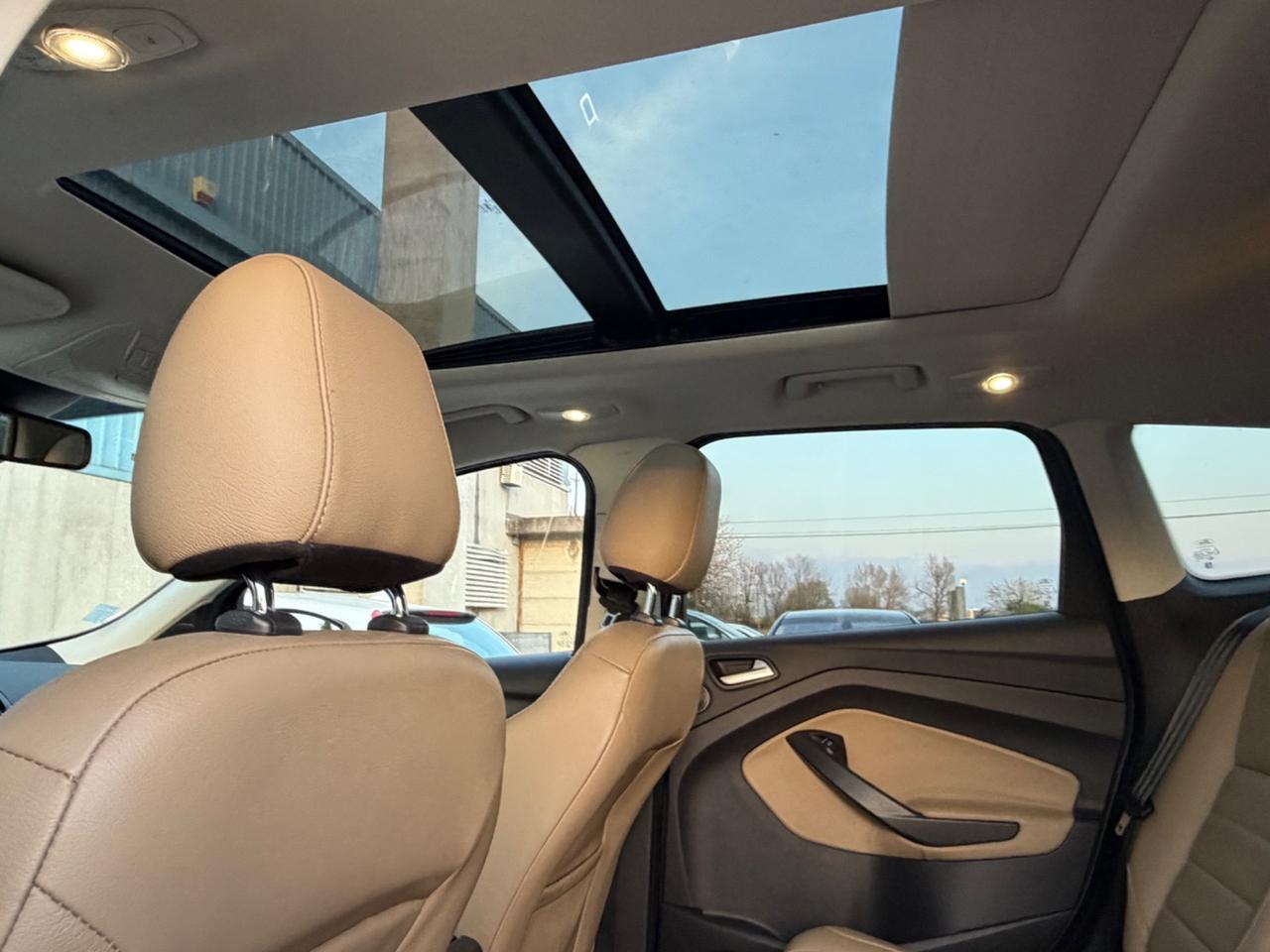 Ford Kuga 2.0 TDCI 120 CV S&S 2WD Titanium