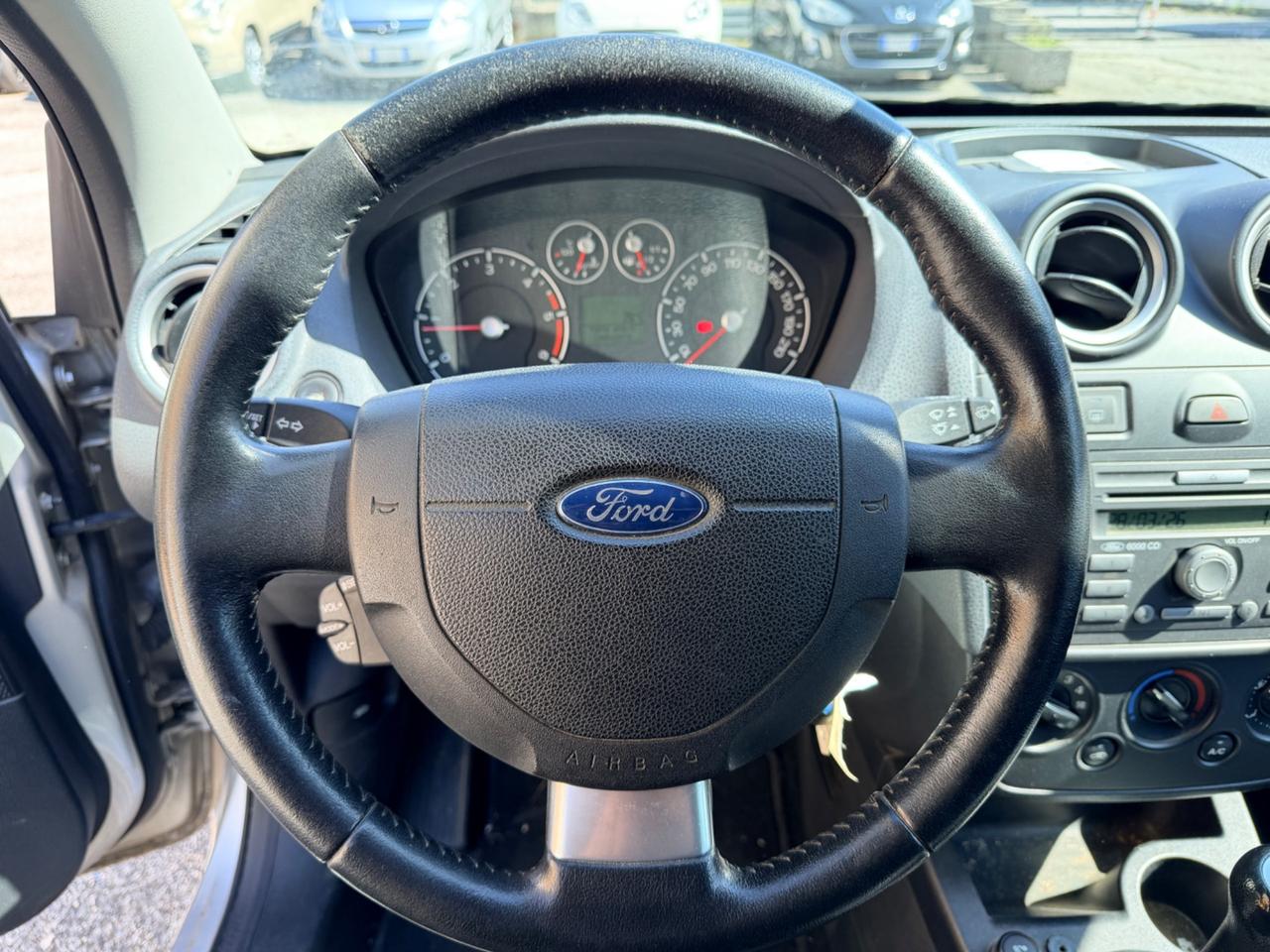 Ford Fiesta 1.4 TDCi 75cv Neopatentati