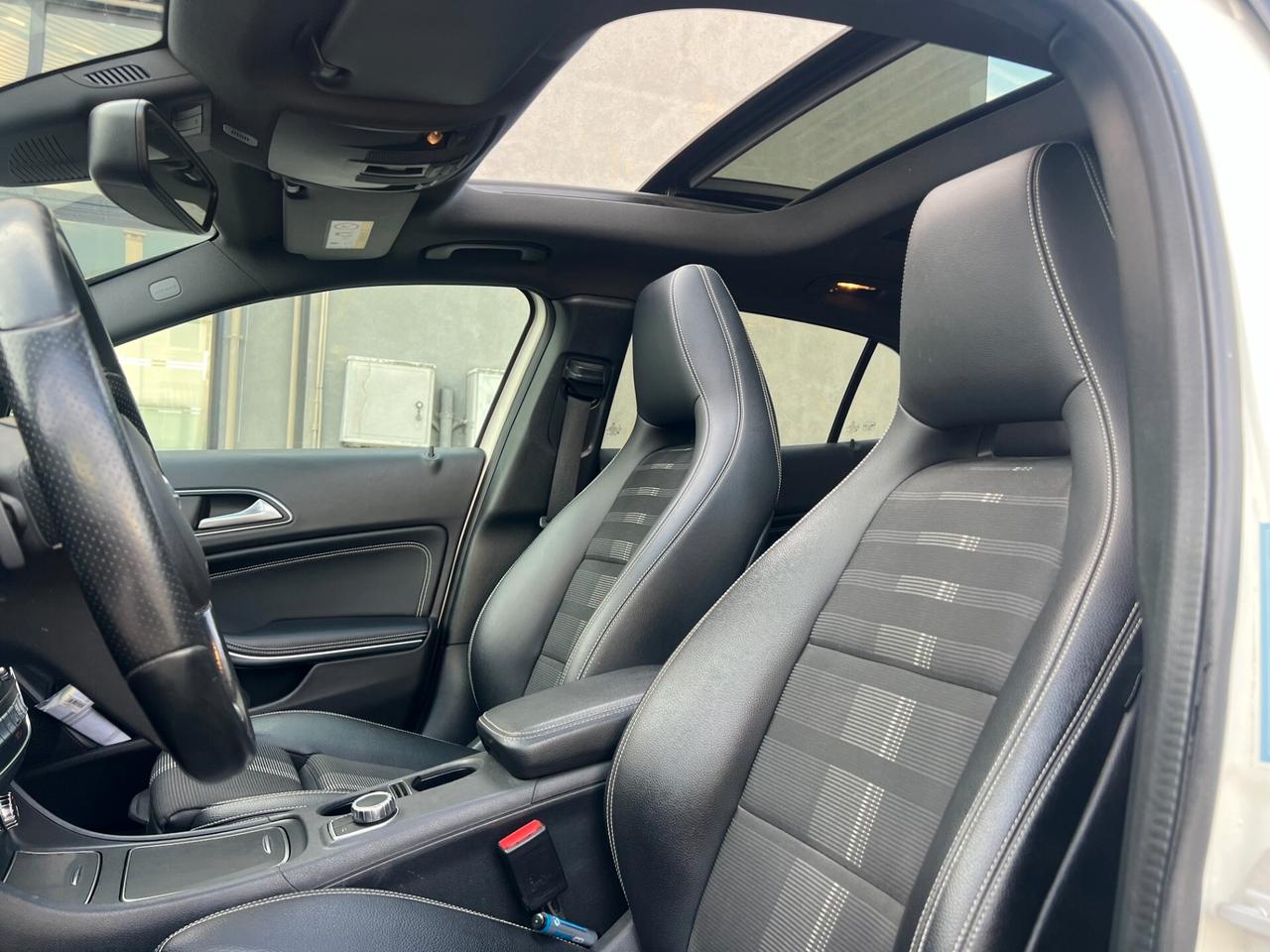 Mercedes GLA 200 d Automatic 4Matic Premium/UNICA PROP