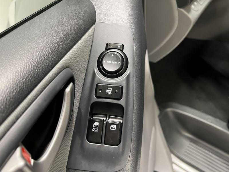 Hyundai H-1 H-1 2.5 CRDi VGT Wagon 8 p.ti Comfort