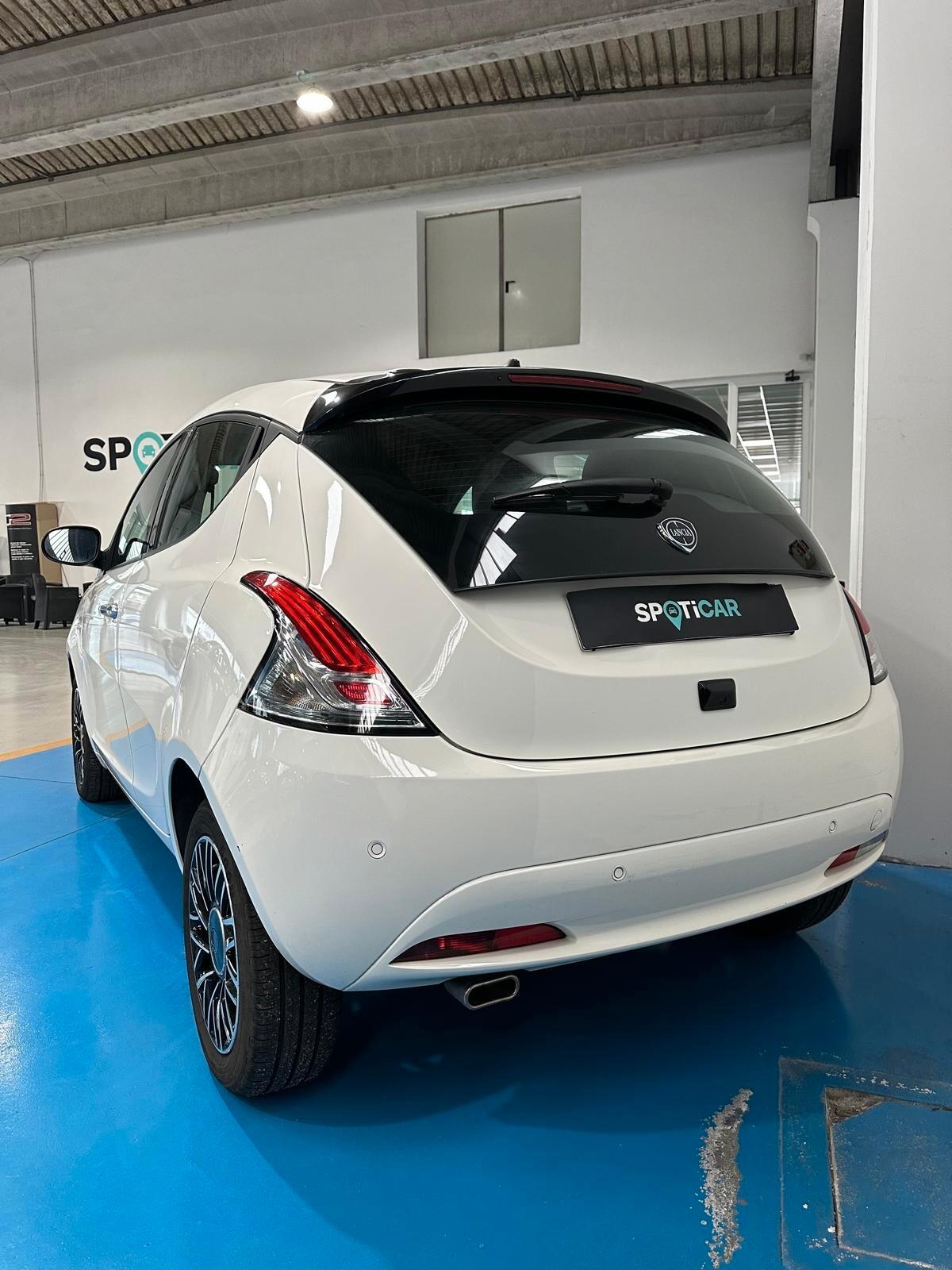 Lancia Ypsilon 1.0 Hybrid KM 0 AZIEND 2024 FULL