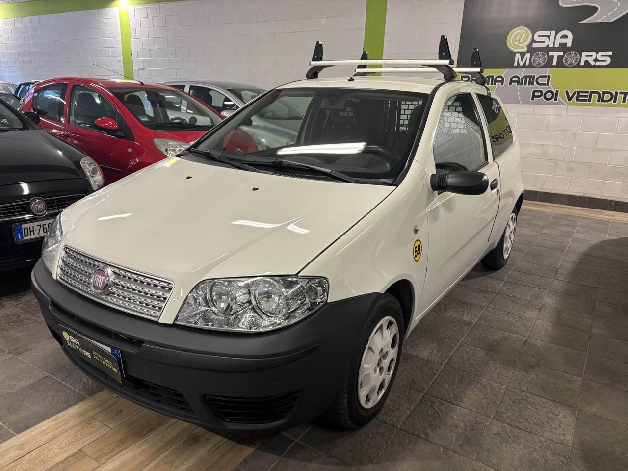 FIAT PUNTO 1.3 Multijet AUTOCARRO