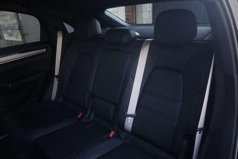 Porsche Cayenne Coupè 3.0 V6 Platinum Edition Unicoproprietario