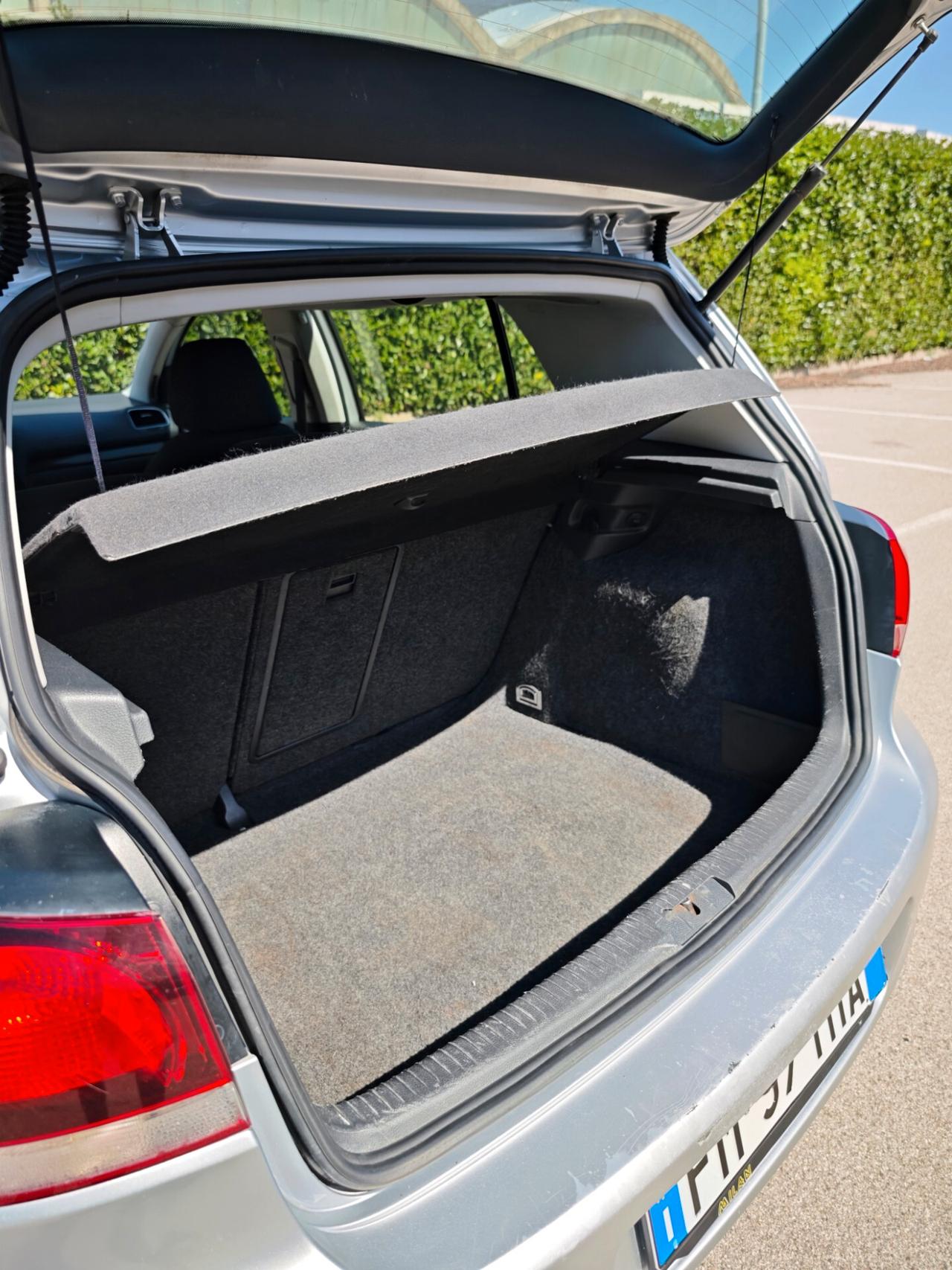 Volkswagen Golf 2.0 TDI 110CV