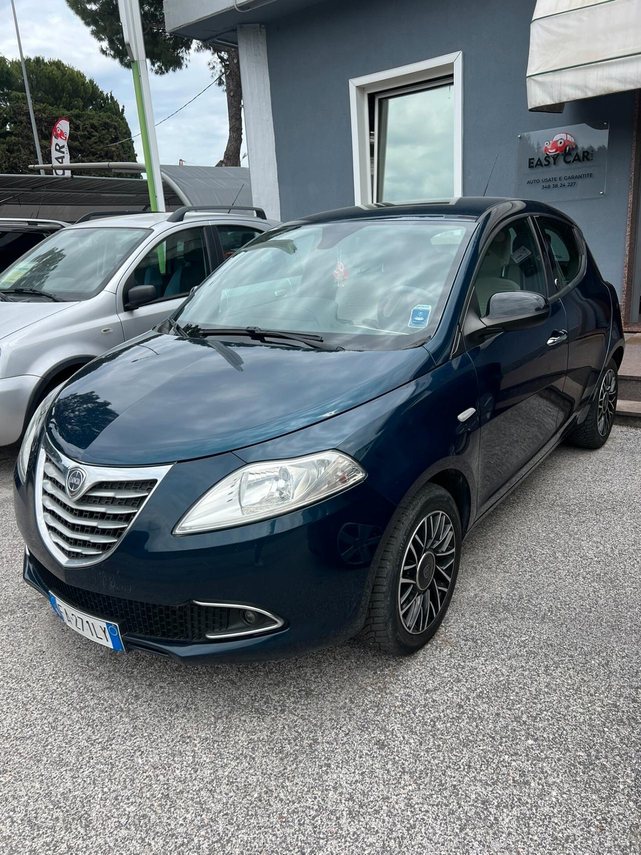 Lancia Ypsilon 1.2 69 CV 5 porte Platinum