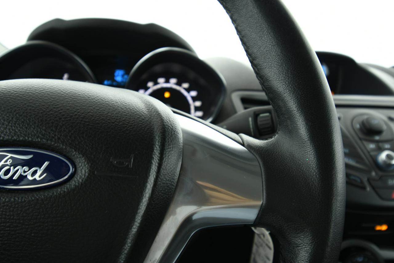 FORD Fiesta 5p 1.5 tdci Business 75cv X COMMERCIANTI+NEOPATENTATI+BLUETOOTH