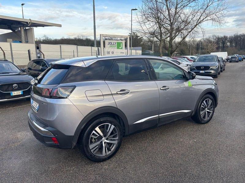 Peugeot 3008 Hybrid4 300 e-EAT8 Allure Pack vettura a noleggio per info benedetta