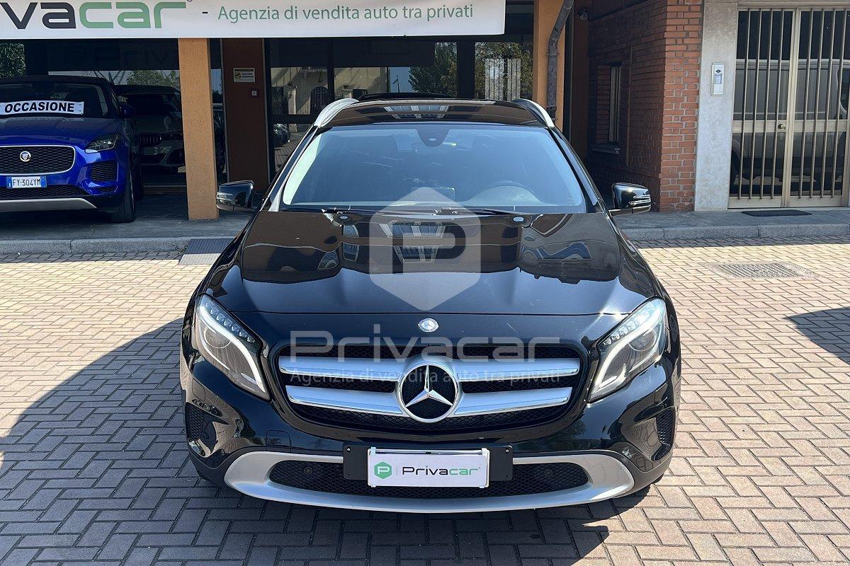 MERCEDES GLA 200 d Sport