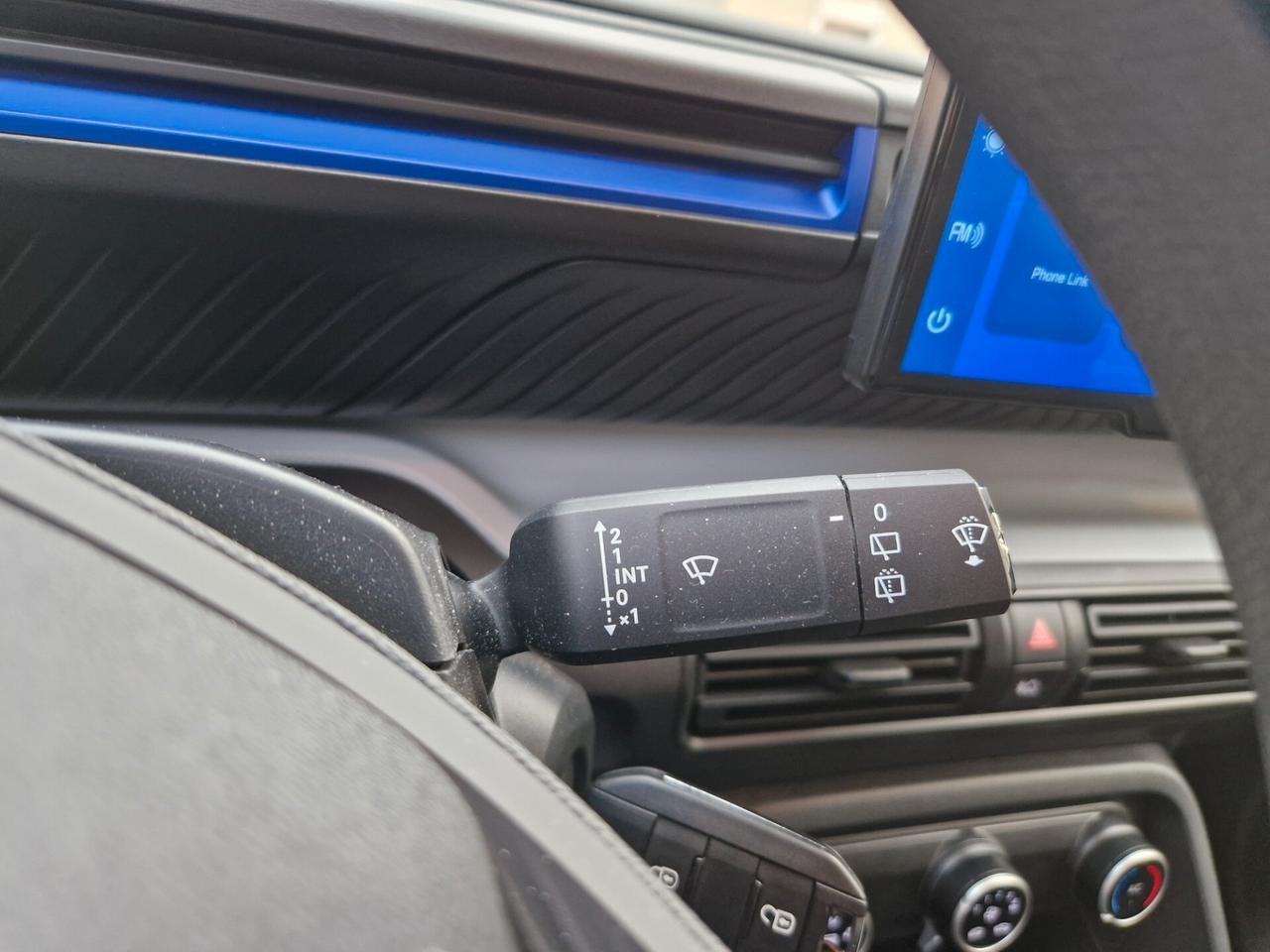 Citroen C3 1.2 100CV "SOLO 4.500 km" Carplay, Sensori post., Cruise